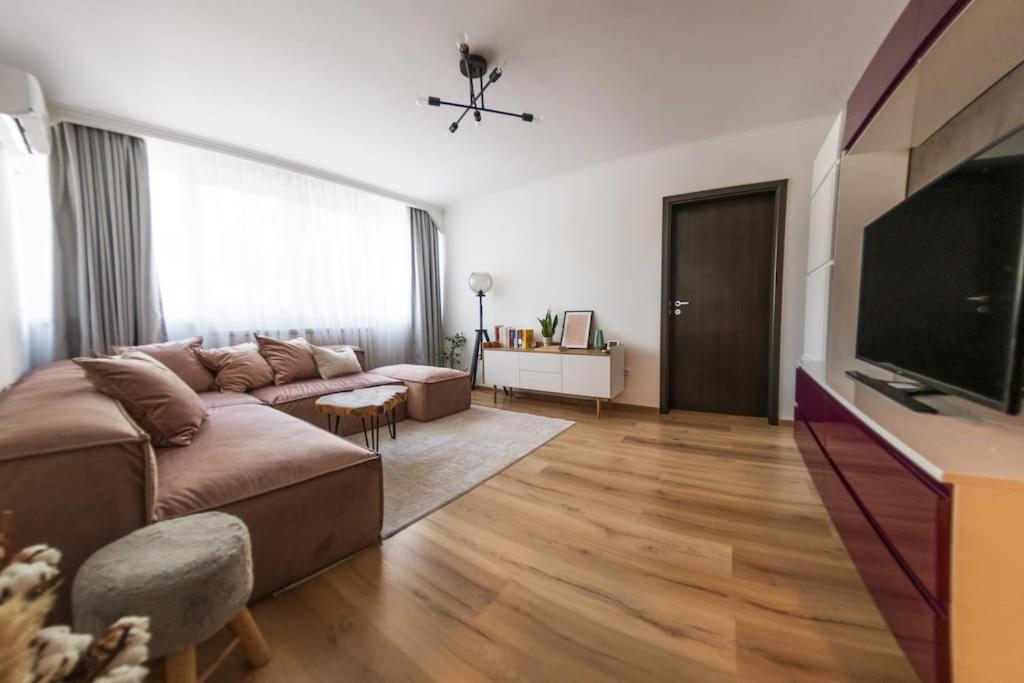 Central Oasis Apartament *